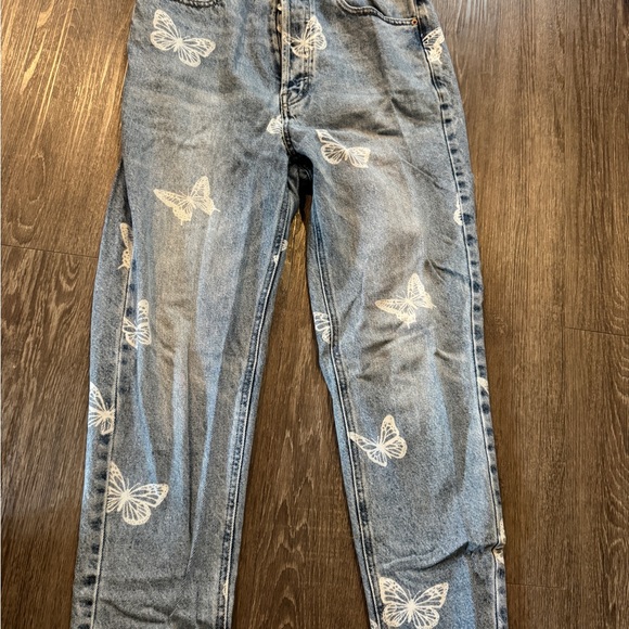 PacSun Denim - PacSun High-Rise Blue Denim Jeans with White Butterfly Print